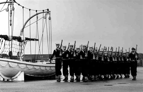 12 memories from Royal Navy's HMS Collingwood over the years | The News