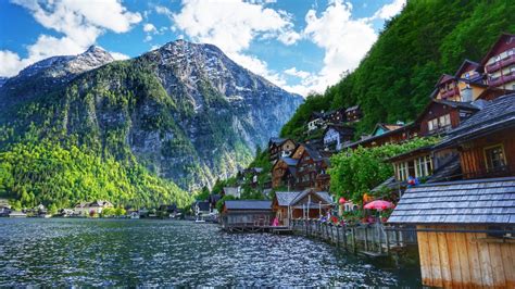 The most beautiful lakes in Salzkammergut - Austria • Ein Travel Girl