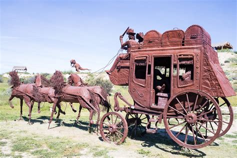 Ricardo Breceda sculptures in Borrego Springs