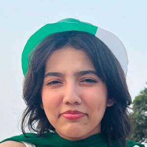 Zainab Faisal - Age, Family, Bio | Famous Birthdays