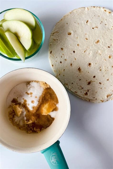 Easy Caramel Apple Dessert Wrap Recipe {TikTok Inspired}