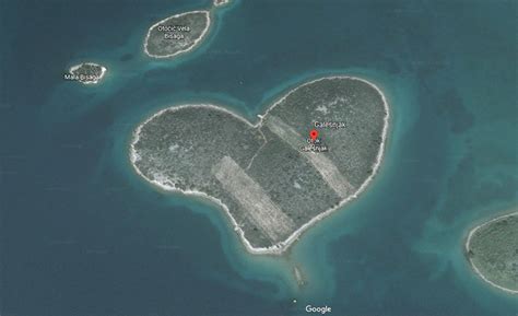 Google Maps users intrigued by heart-shaped island caught on satellite | Fox News