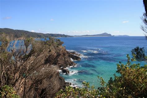 ROCK'S ADVENTURES: AUSTRALIA - Seal Rocks - headland, sugarloaf point and lighthouse, treachery ...