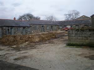 Ty Mawr farm yard © Hefin Richards :: Geograph Britain and Ireland