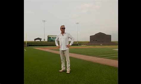 Kevin Costner Says 'Field of Dreams' Site is "Perfect"