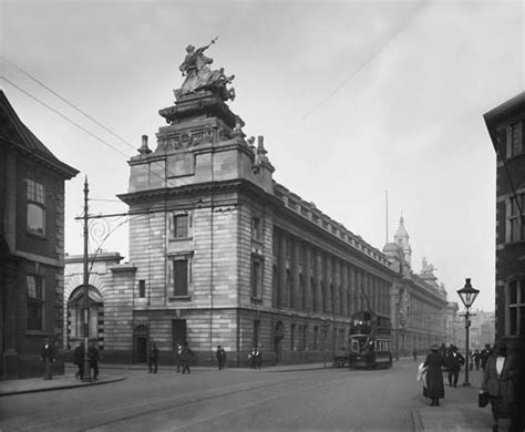 Historic Hull. An archive of photos from the Historic England | Historic england, Kingston upon ...