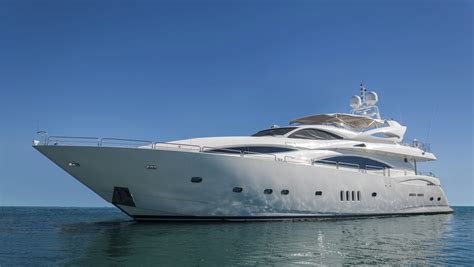 Marco Island Yacht Club to harbor luxury yachts after council approval