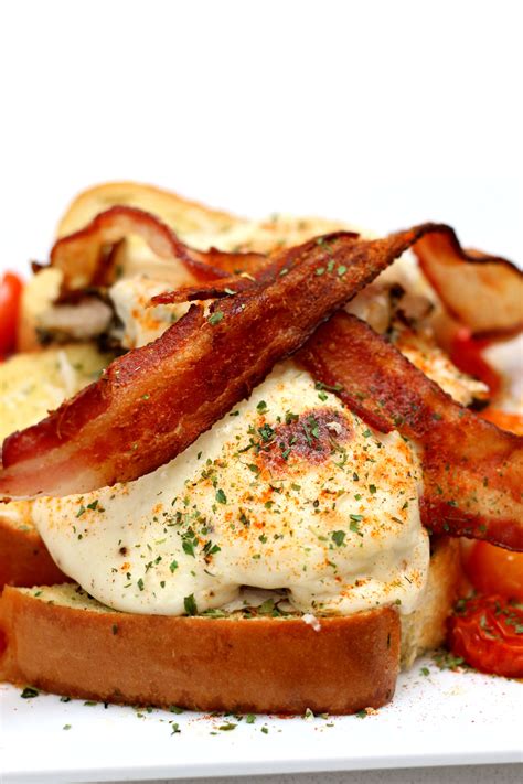 Kentucky Hot Brown Sandwich - 365 Days of Slow Cooking and Pressure Cooking