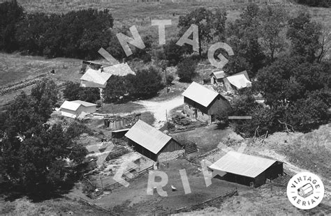 Vintage Aerial | Kansas | Douglas County | 1976 | 33-PDO-16