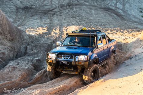 Nissan Navara D22, Modified.