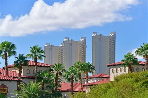 Las Vegas Hotels With Balconies: The Best Views on the Strip - OnTheStrip.com