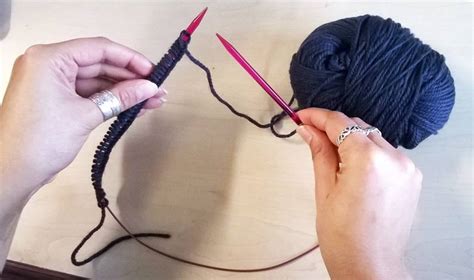 How To Knit: Circular knitting for beginners