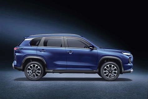 Maruti Suzuki Grand Vitara Images - Grand Vitara Interior & Exterior Photos