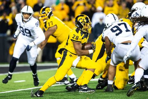 LOOK: Iowa Football to Wear Alternate Uniform at Penn State - Hawkeye Beacon: Iowa Hawkeyes ...