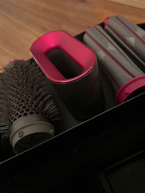 Dyson Airwrap Volume + Shape, Beauty & Personal Care, Hair on Carousell