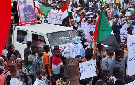 Sudan coup: Darfur commander says peace agreement was at risk before ...