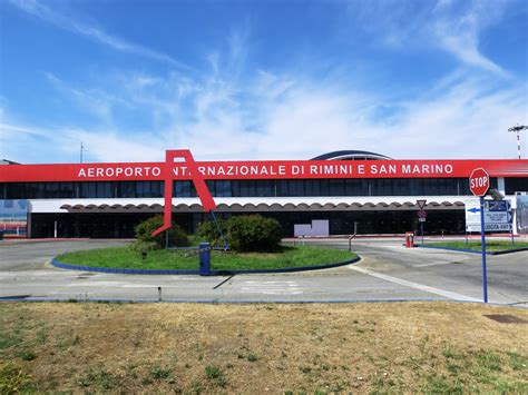 Rimini-San Marino International Airport (Rimini, 1916) | Structurae