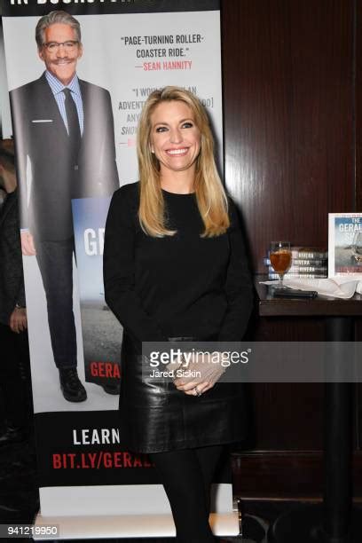 Ainsley Earhardt Photos and Premium High Res Pictures - Getty Images