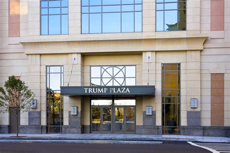 Trump Plaza - Lessard Design