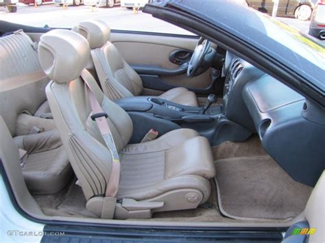 Medium Beige Interior 1995 Pontiac Firebird Convertible Photo #38555229 ...