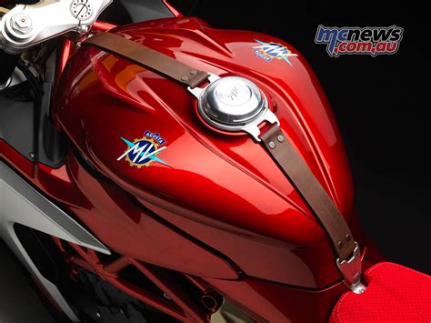 MV Agusta Superveloce 800 | F3 sports base | Heritage style | MCNews.com.au