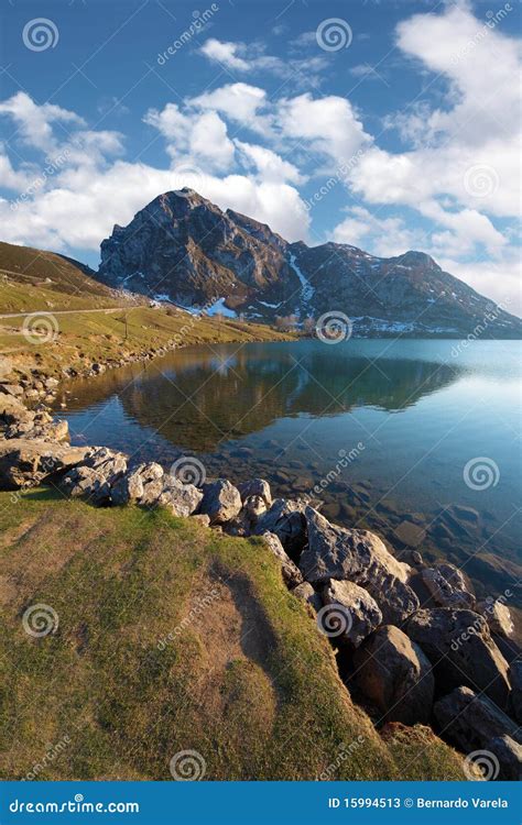 Lake Enol stock image. Image of marvel, water, pure, spring - 15994513