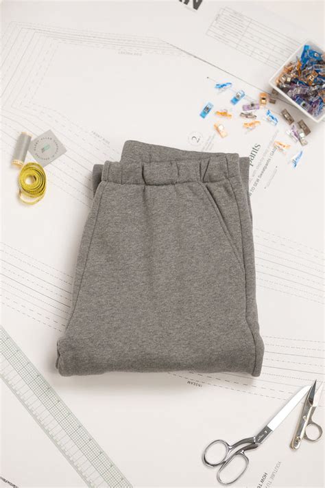 Sweatpants DIY - free digital sewing pattern and more