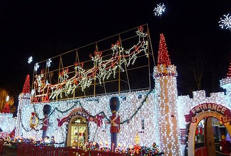 Storybook Land Welcomes Santa for His Grand Arrival Parade and ...