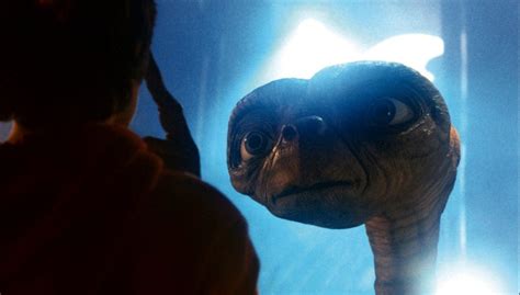 Picture of E.T. the Extra-Terrestrial (1982)