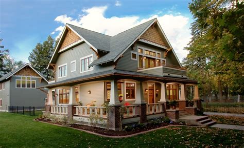15 Inviting American Craftsman Home Exterior Design Ideas