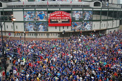 Wrigley Field Wallpapers HD - Wallpaper Cave