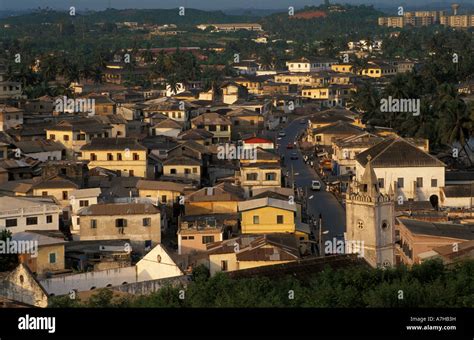 Elmina town, Ghana Stock Photo - Alamy