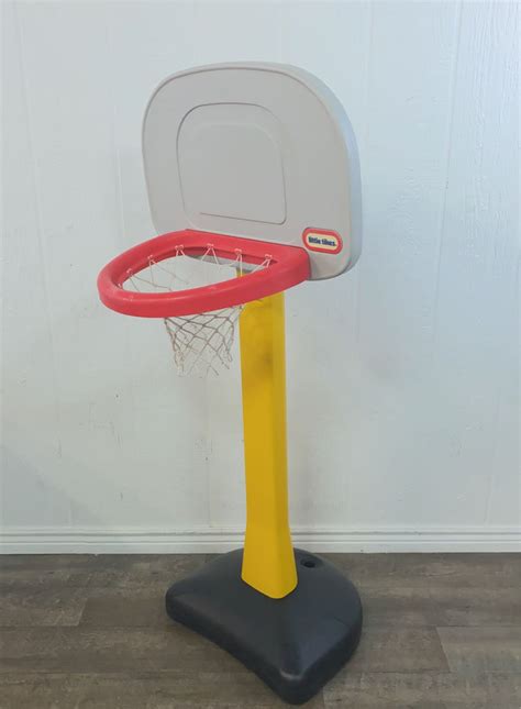 Little Tikes Tot Sports Basketball Hoop