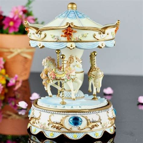 carousel music box | Cαяσυѕєℓ | Pinterest | Christmas music box, Music box, Music box vintage