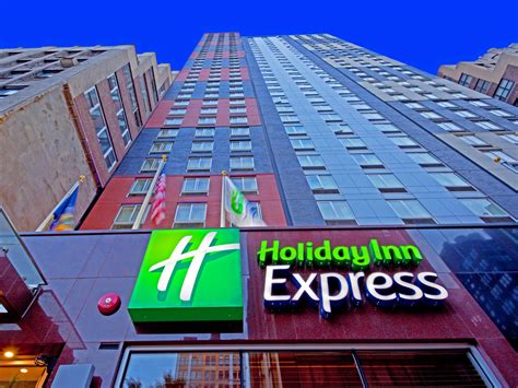 Midtown West Manhattan Hotels | Holiday Inn Express NYC Times Square