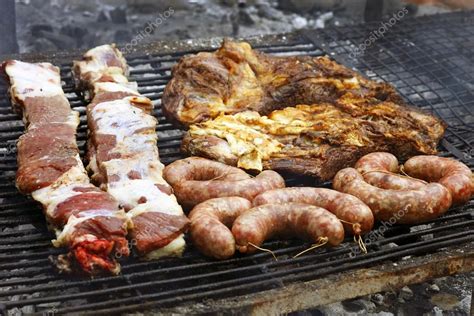 Parrilla Argentina on the grill — Stock Photo © rocharibeiro #98735432