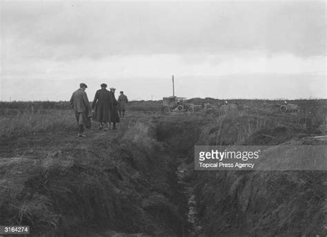 16 Battles Of The Hindenburg Line Stock Photos, High-Res Pictures, and ...