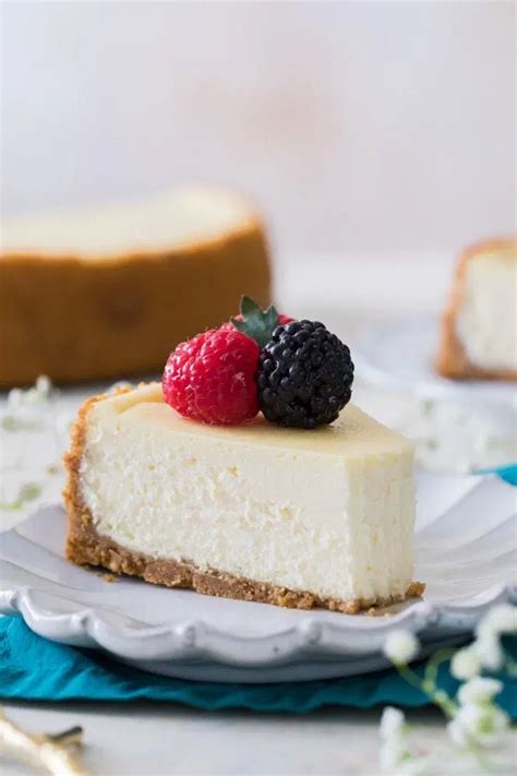 A rich, creamy, PERFECT Cheesecake Recipe! Oh, and there's NO water ...