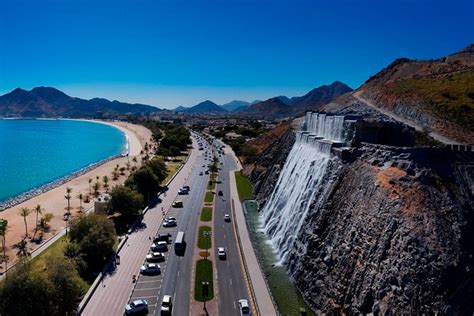 Excursión de día completo a la costa este de la ciudad de Fujairah ...