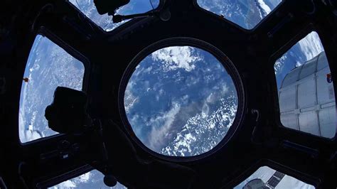 Inside the ISS Photos - ISS: 24/7 On A Space Station - National ...