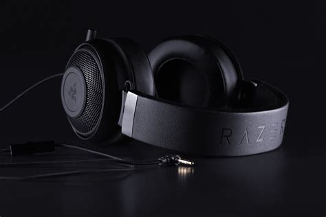 Razer Kraken Pro V2 - Gaming Headset for esports Pros