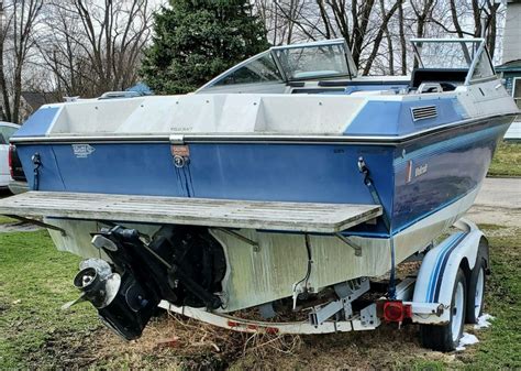 WellCraft 20ft Classic V Hull Boat Inboard Outboard Ford Motor 61690 ...