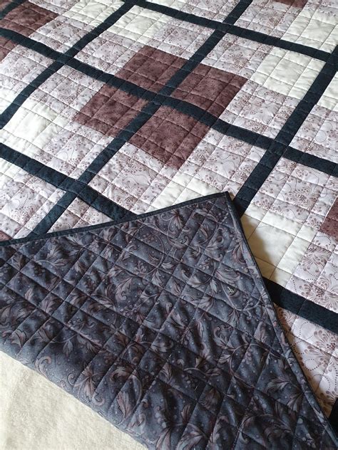 Plaid Quilt | The Patchwork Quilt Maker