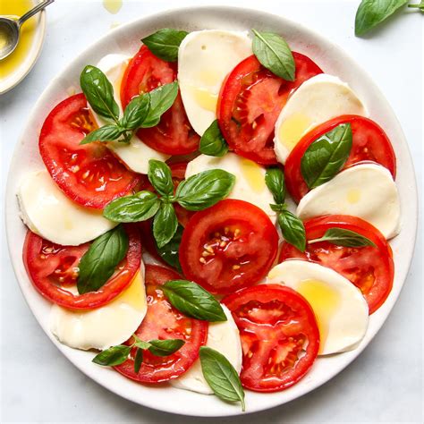 Classic Caprese Salad » Little Vienna