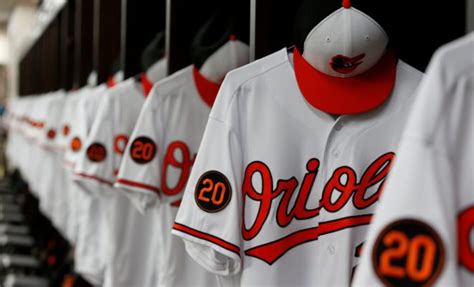 Orioles to Honor Orioles Legend & Hall of Famer Frank Robinson Throughout 2019 Season | Sarasota ...