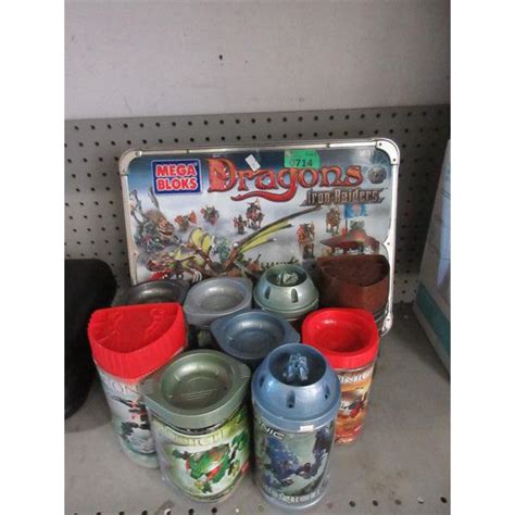 10 Assorted Mega Bloks & LEGO Sets