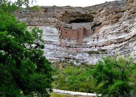 Montezuma's Castle - Cliff Dwelling of the Sinagua People | Montezuma ...