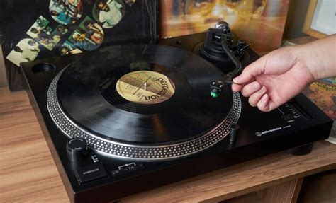 Audio-Technica AT-LP120XUSB-BK Review - The Tech Edvocate