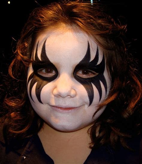 10 Best Cool Halloween Face Paint Ideas 2023