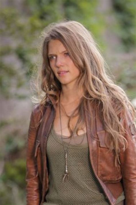 Pin by Karen Nordyke on Beautiful People | Tracy spiridakos, Celebrities, My hair